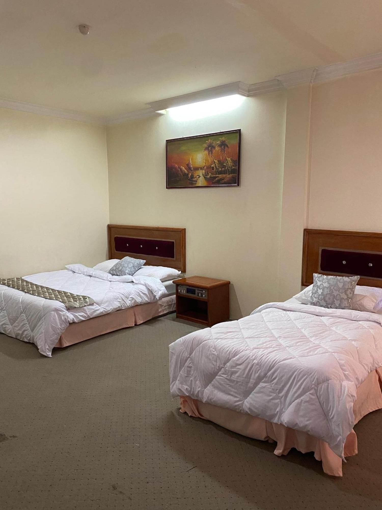 Suria Hotel Sdn Bhd Kota Bahru Luaran gambar
